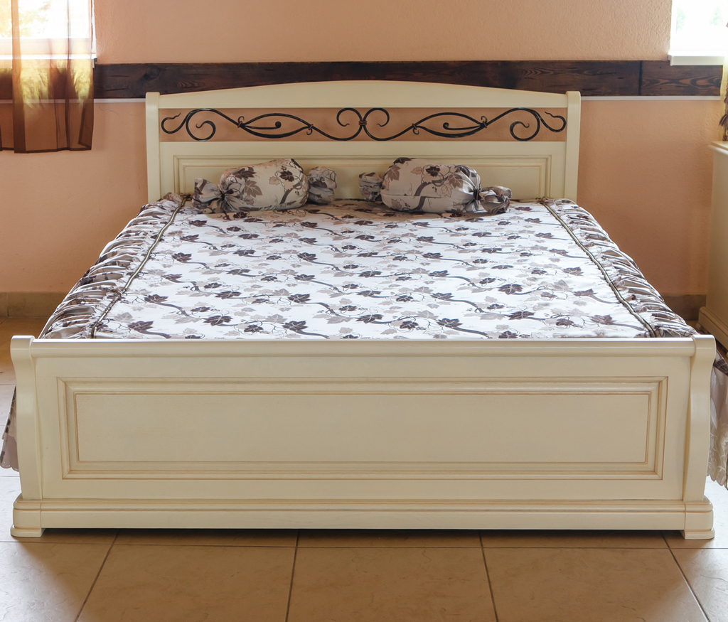 Victoria_bed_3